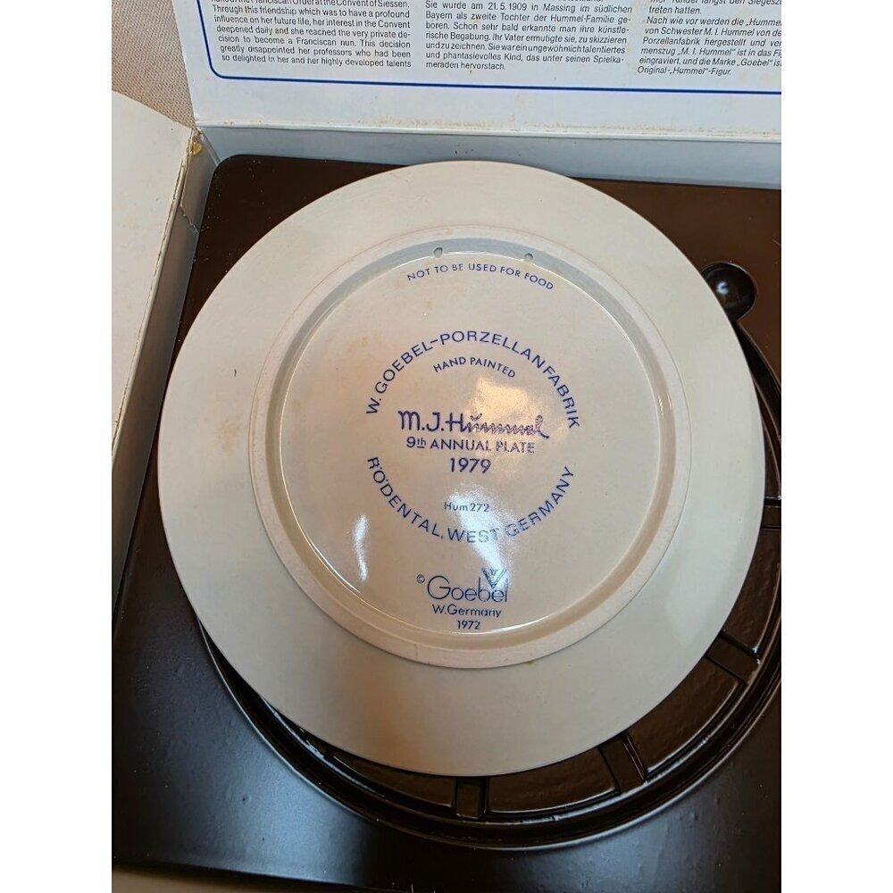 M.J. Hummel Goebel 1979 Vintage Collectors Plate 9th Annual HUM 272 W. Germany - Picture 6 of 10